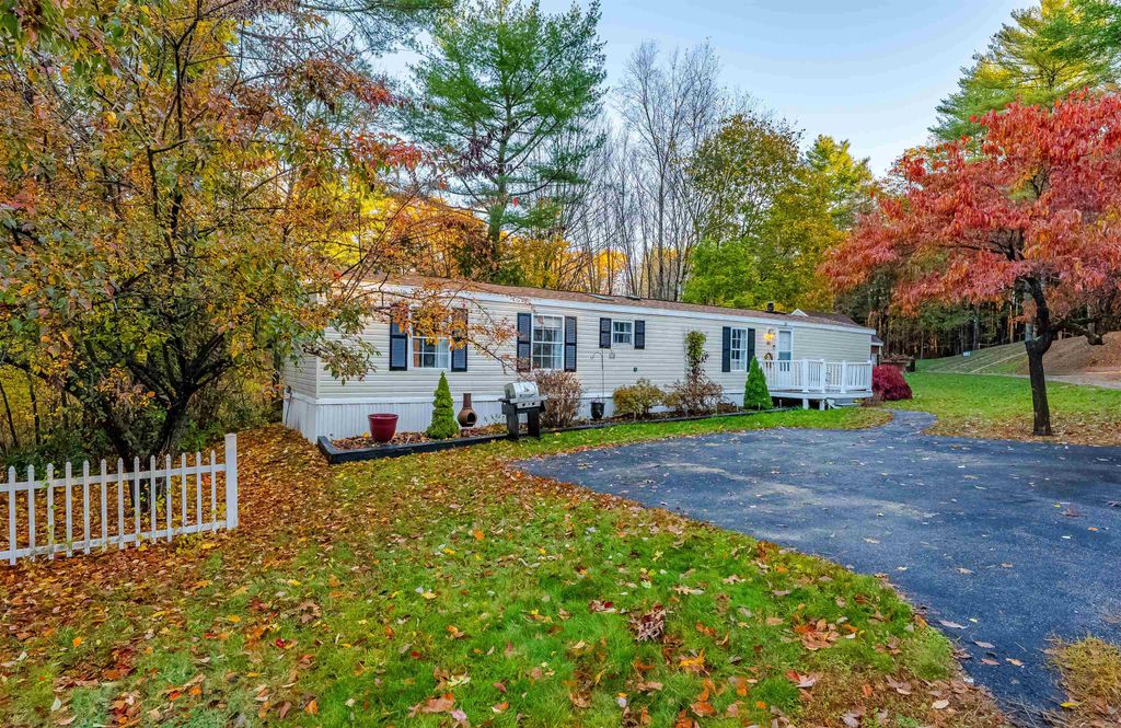 85 Princeton Street, Newmarket, NH 03857