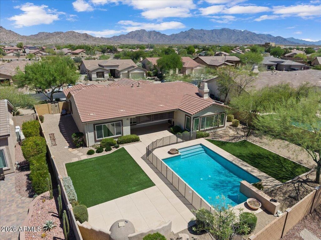 17657 W WILLOW Drive, Goodyear, AZ 85338