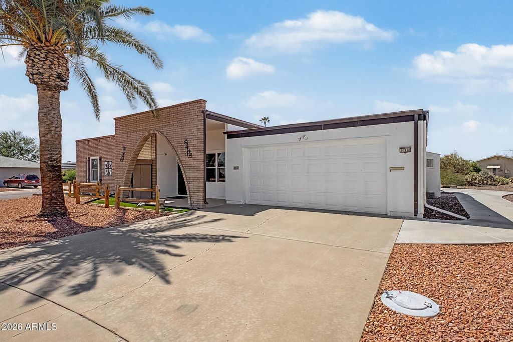 10918 W CAMPANA Drive, Sun City, AZ 85351 — photo 2