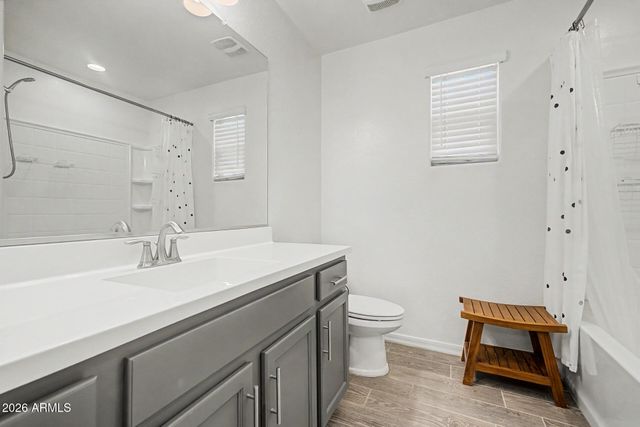 905 S CANAL Drive 14, Chandler, AZ 85225