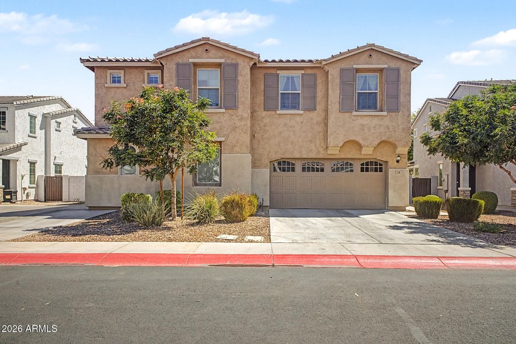 905 S CANAL Drive 14, Chandler, AZ 85225
