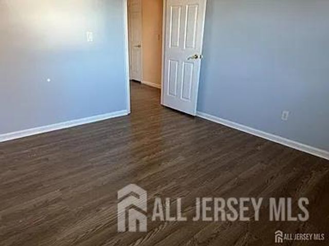 5 Hannah Drive, South Brunswick, NJ 08810