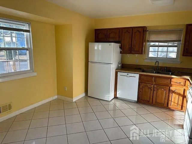 5 Hannah Drive, South Brunswick, NJ 08810