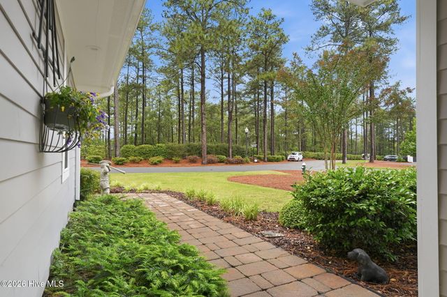 263 Champions Ridge Drive, Southern Pines, NC 28387
