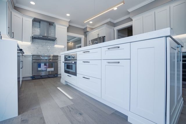 18 Magnolia Road, Natick, MA 01760