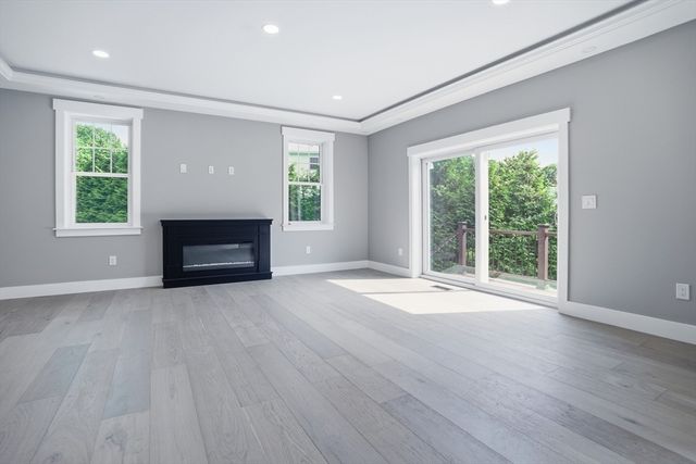 18 Magnolia Road, Natick, MA 01760