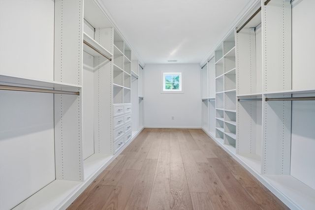 18 Magnolia Road, Natick, MA 01760