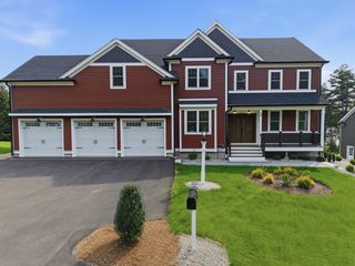 18 Magnolia Road, Natick, MA 01760