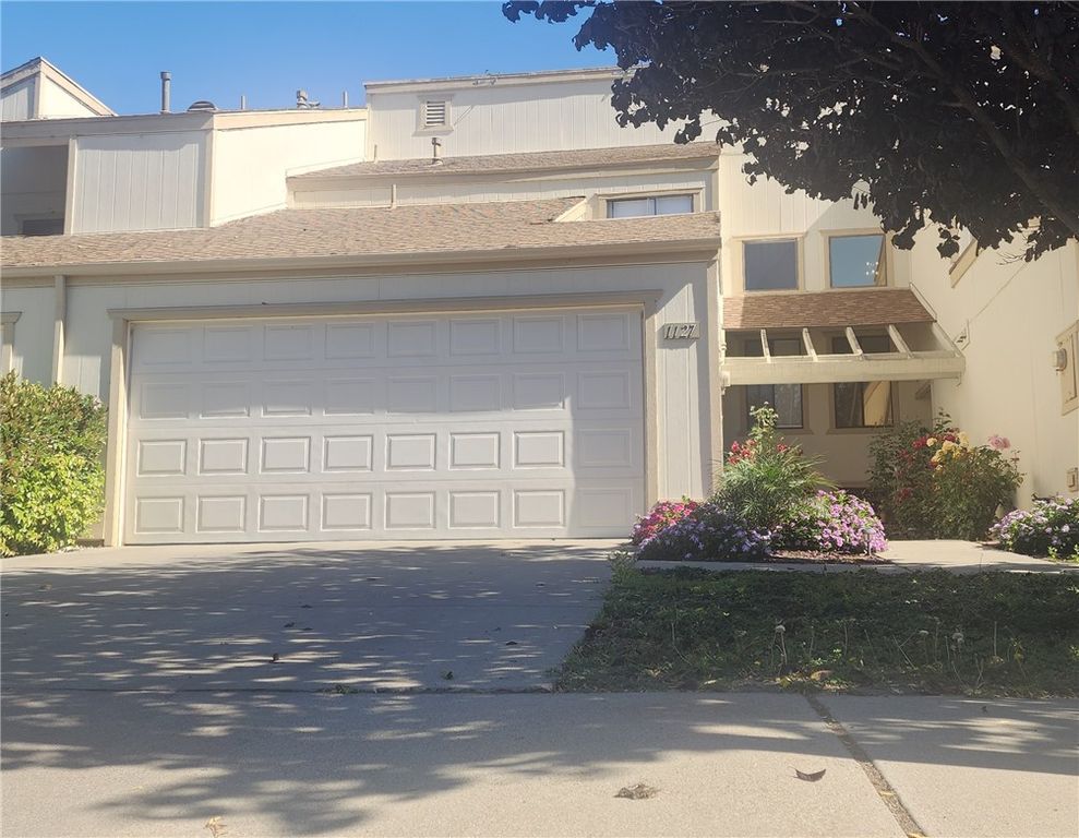 1127 Bell Avenue, Lompoc, CA 93436