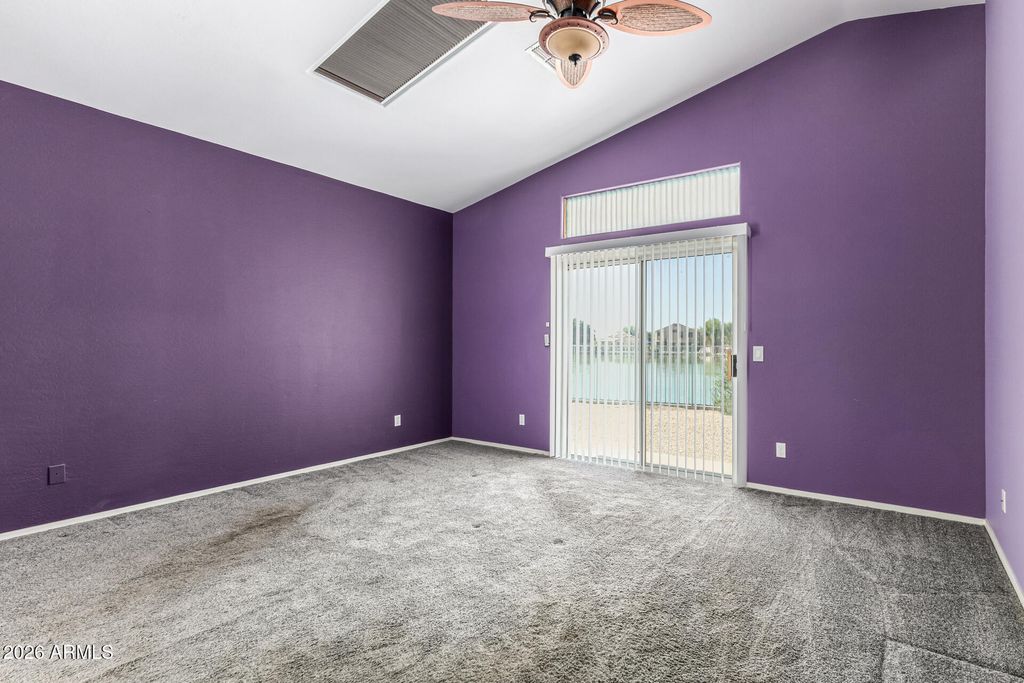 Image 15 of property listing at 1914 N 109TH Drive, Avondale, AZ 85323