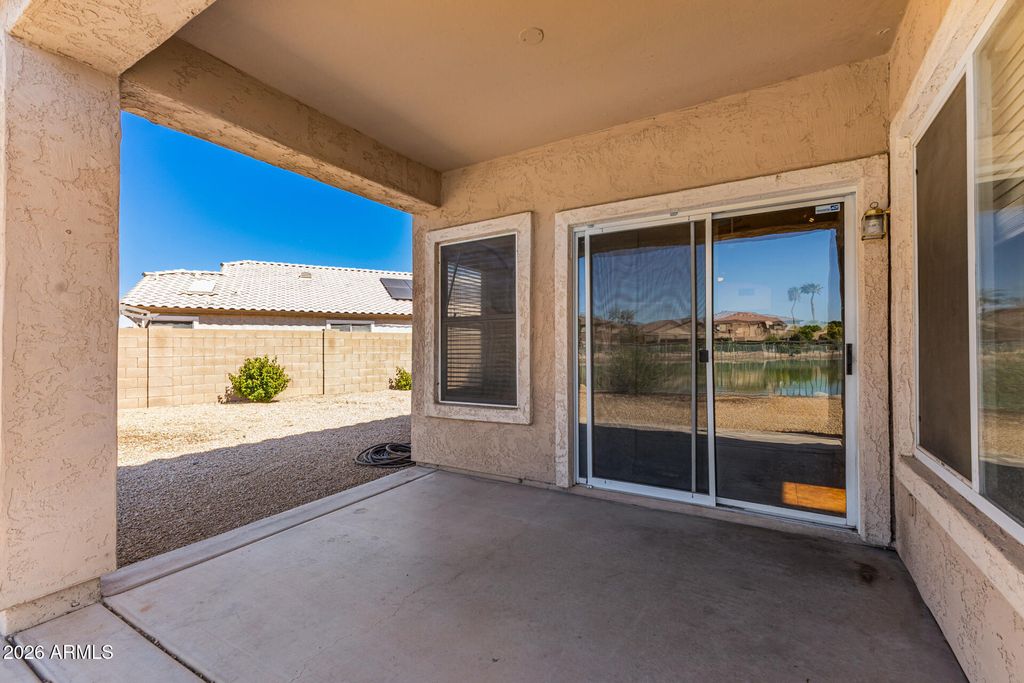 Image 26 of property listing at 1914 N 109TH Drive, Avondale, AZ 85323
