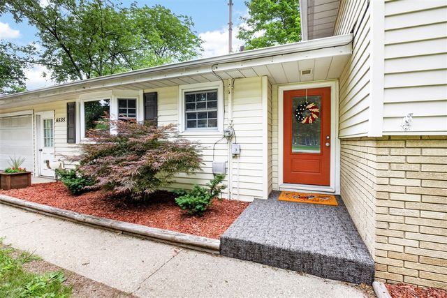 6535 Westchester Street, Portage, MI 49024