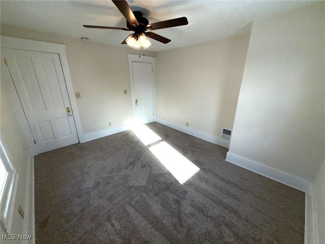 204 Atlantic Street NE, Warren, OH 44483