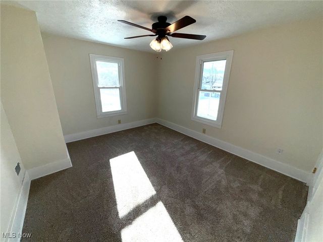 204 Atlantic Street NE, Warren, OH 44483