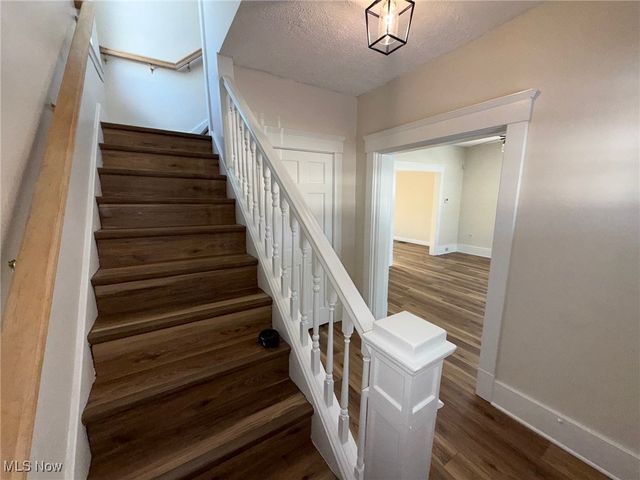 204 Atlantic Street NE, Warren, OH 44483