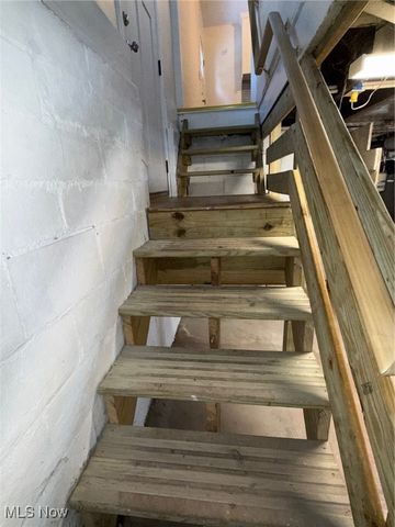 204 Atlantic Street NE, Warren, OH 44483