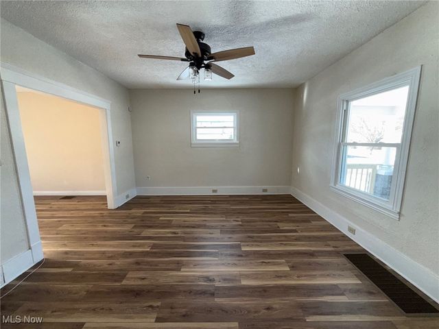 204 Atlantic Street NE, Warren, OH 44483