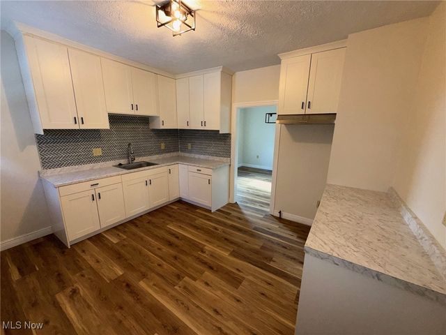 204 Atlantic Street NE, Warren, OH 44483