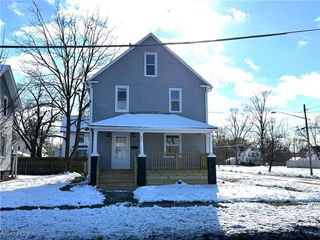 204 Atlantic Street NE, Warren, OH 44483