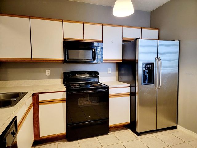 6410 CYPRESSDALE DRIVE 201, Riverview, FL 33578
