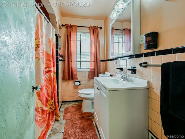 12877 Ardmore Street, Detroit, MI 48227