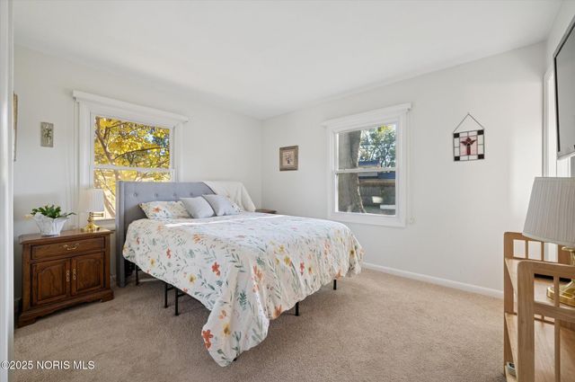 6046 Gillingham Drive, Sylvania, OH 43560