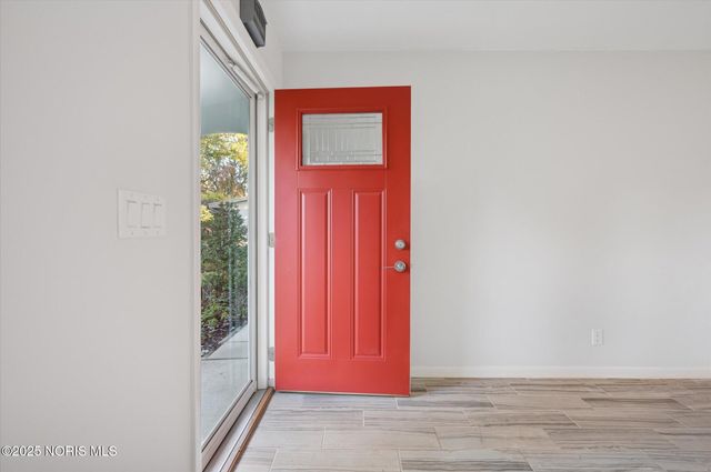 6046 Gillingham Drive, Sylvania, OH 43560