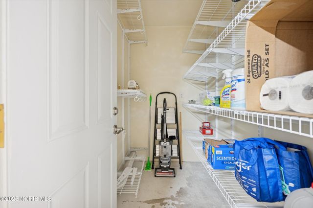 6046 Gillingham Drive, Sylvania, OH 43560