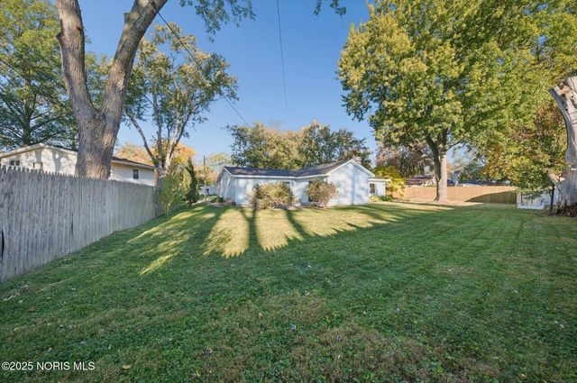 6046 Gillingham Drive, Sylvania, OH 43560