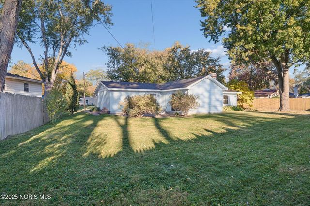 6046 Gillingham Drive, Sylvania, OH 43560