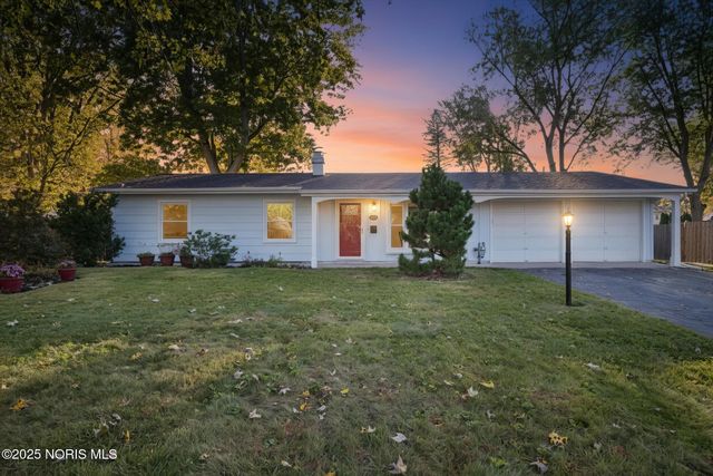 6046 Gillingham Drive, Sylvania, OH 43560