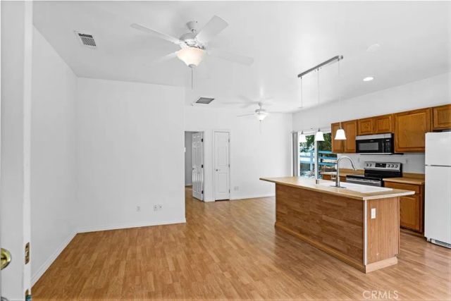 29781 Pasada Rd, Temecula, CA 92591