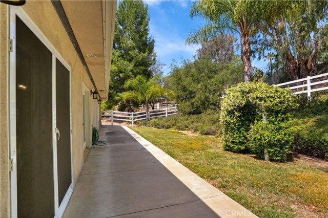 29781 Pasada Rd, Temecula, CA 92591
