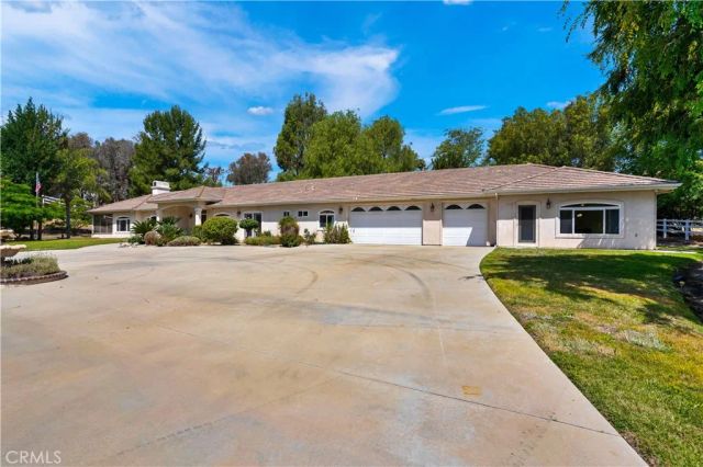 29781 Pasada Rd, Temecula, CA 92591