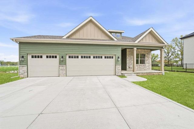 2218 Pradera Trail, Chesterton, IN 46304