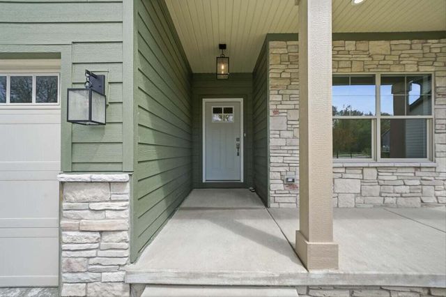 2218 Pradera Trail, Chesterton, IN 46304