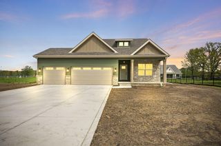 2218 Pradera Trail, Chesterton, IN 46304