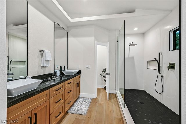 206 East Mesa Verde Lane, Las Vegas, NV 89123