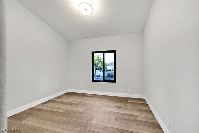206 East Mesa Verde Lane, Las Vegas, NV 89123