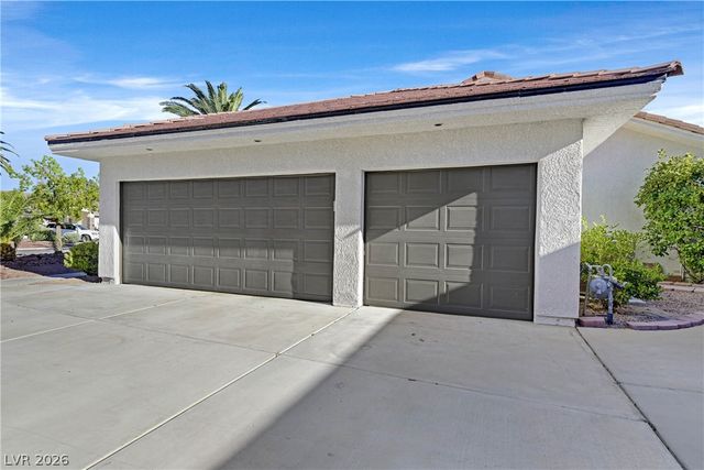 206 East Mesa Verde Lane, Las Vegas, NV 89123