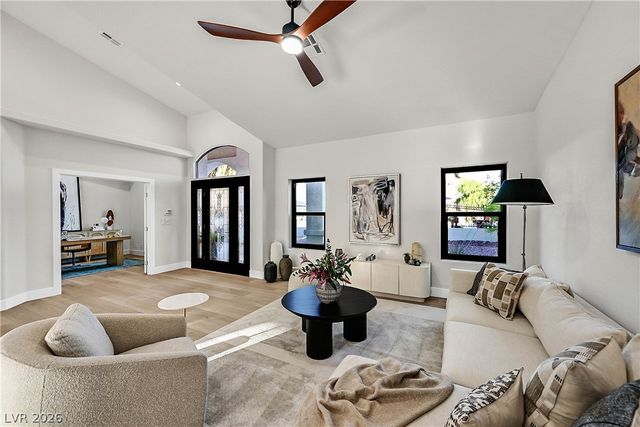 206 East Mesa Verde Lane, Las Vegas, NV 89123