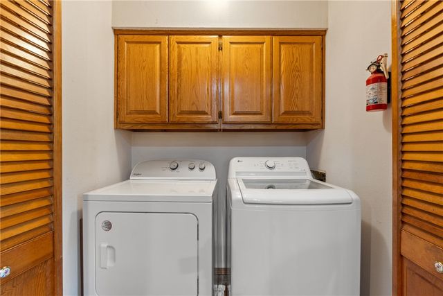 14 Runnymede Lane, Bella Vista, AR 72715