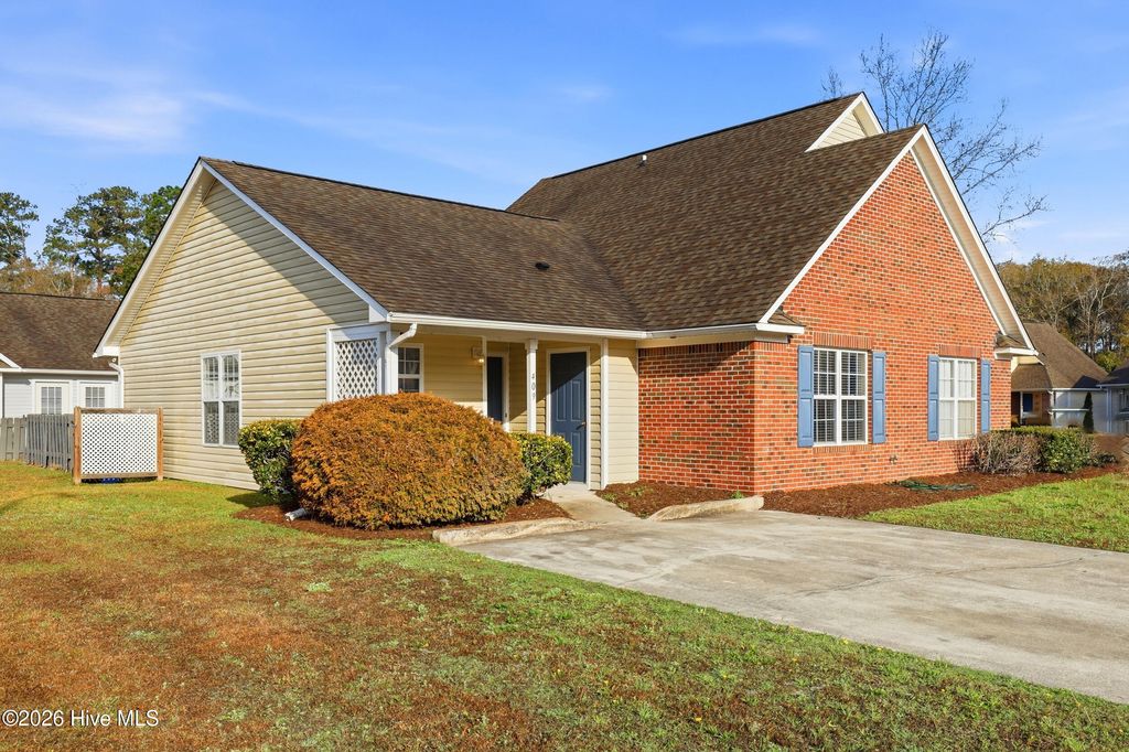 409 Saint Rosea Road, Wilmington, NC 28405