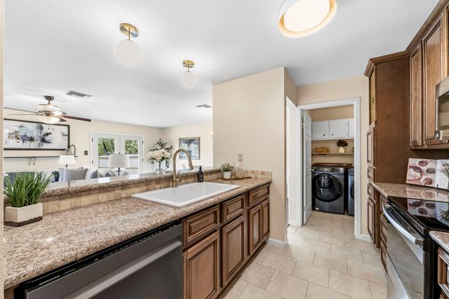 42 Lyrebird Drive, The Woodlands, TX 77380