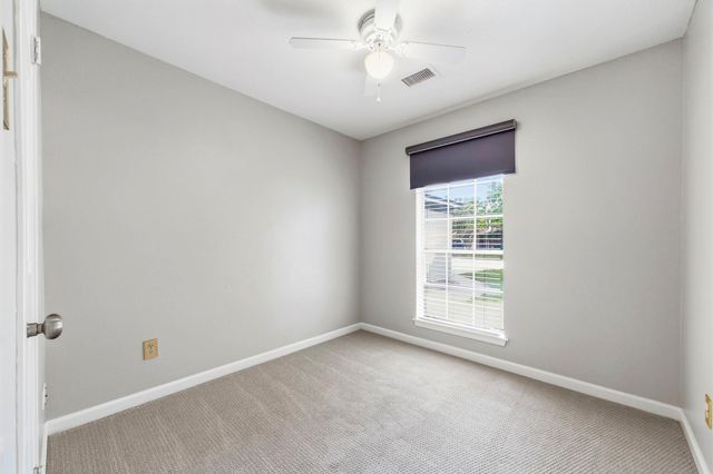 42 Lyrebird Drive, The Woodlands, TX 77380