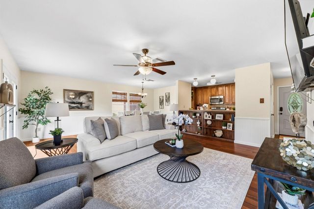 42 Lyrebird Drive, The Woodlands, TX 77380