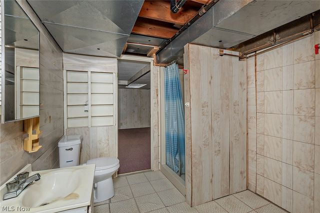 692 Davidson Drive, Highland Heights, OH 44143