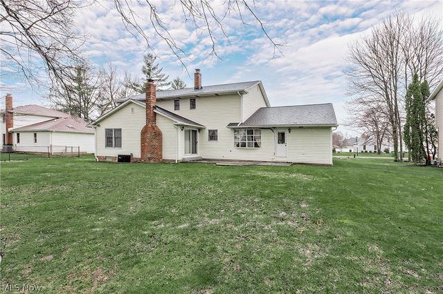 692 Davidson Drive, Highland Heights, OH 44143