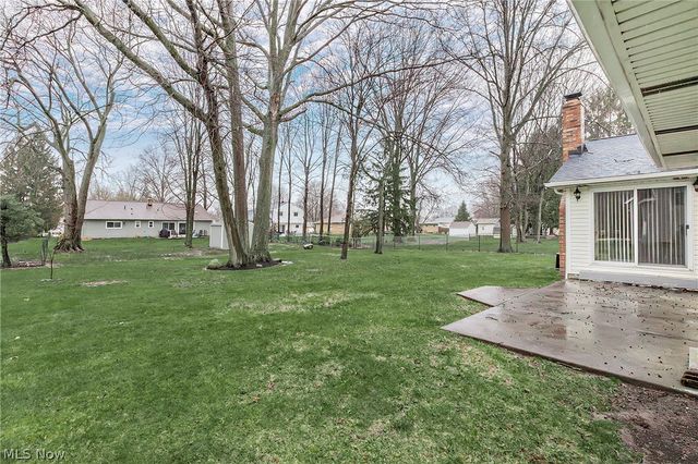 692 Davidson Drive, Highland Heights, OH 44143