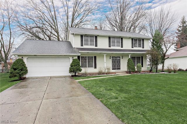 692 Davidson Drive, Highland Heights, OH 44143